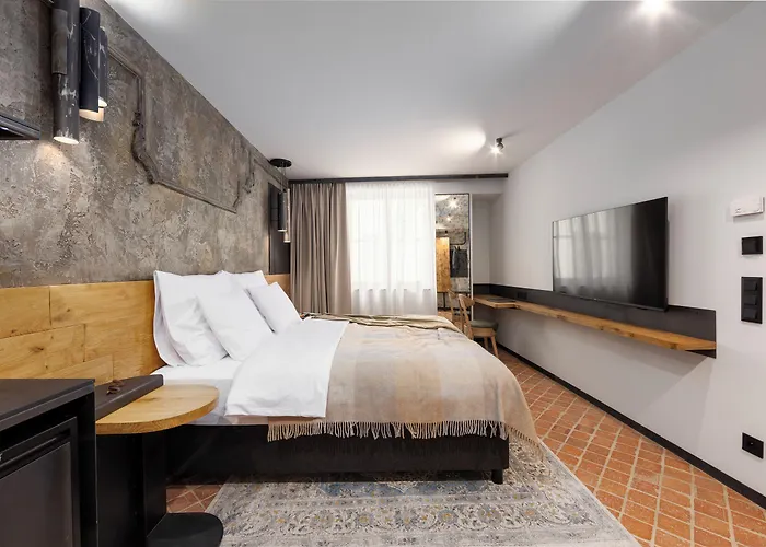 Nomadic Urban Premium 4*