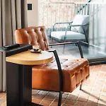 Apartmanhotel Nomadic Urban Premium 4*