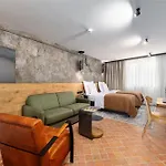 Nomadic Urban Premium 4*