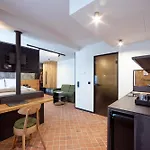 Nomadic Urban Premium Aparthotel Cracovia
