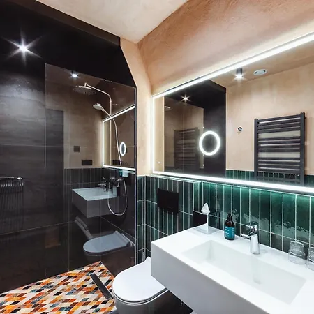 Aparthotel Nomadic Urban Premium